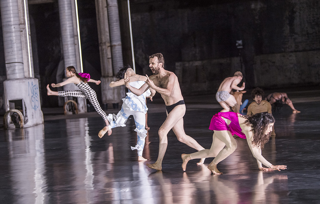 Archivé: Musée de la danse – 10000 gestes, de Boris Charmatz (création)