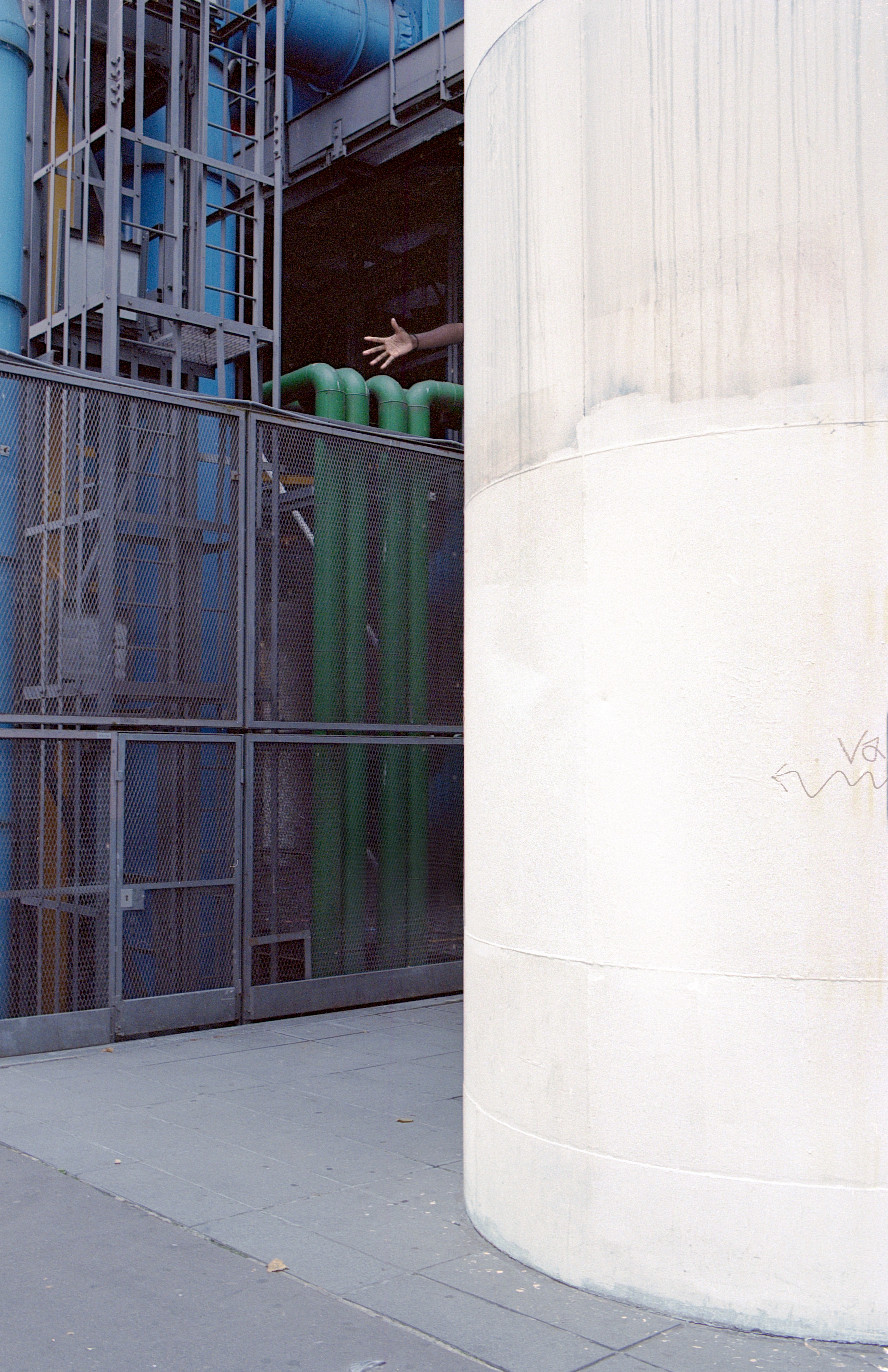 Archivé: Je suis Pompidou.e.x // Davide-Christelle Sanvee //Performance