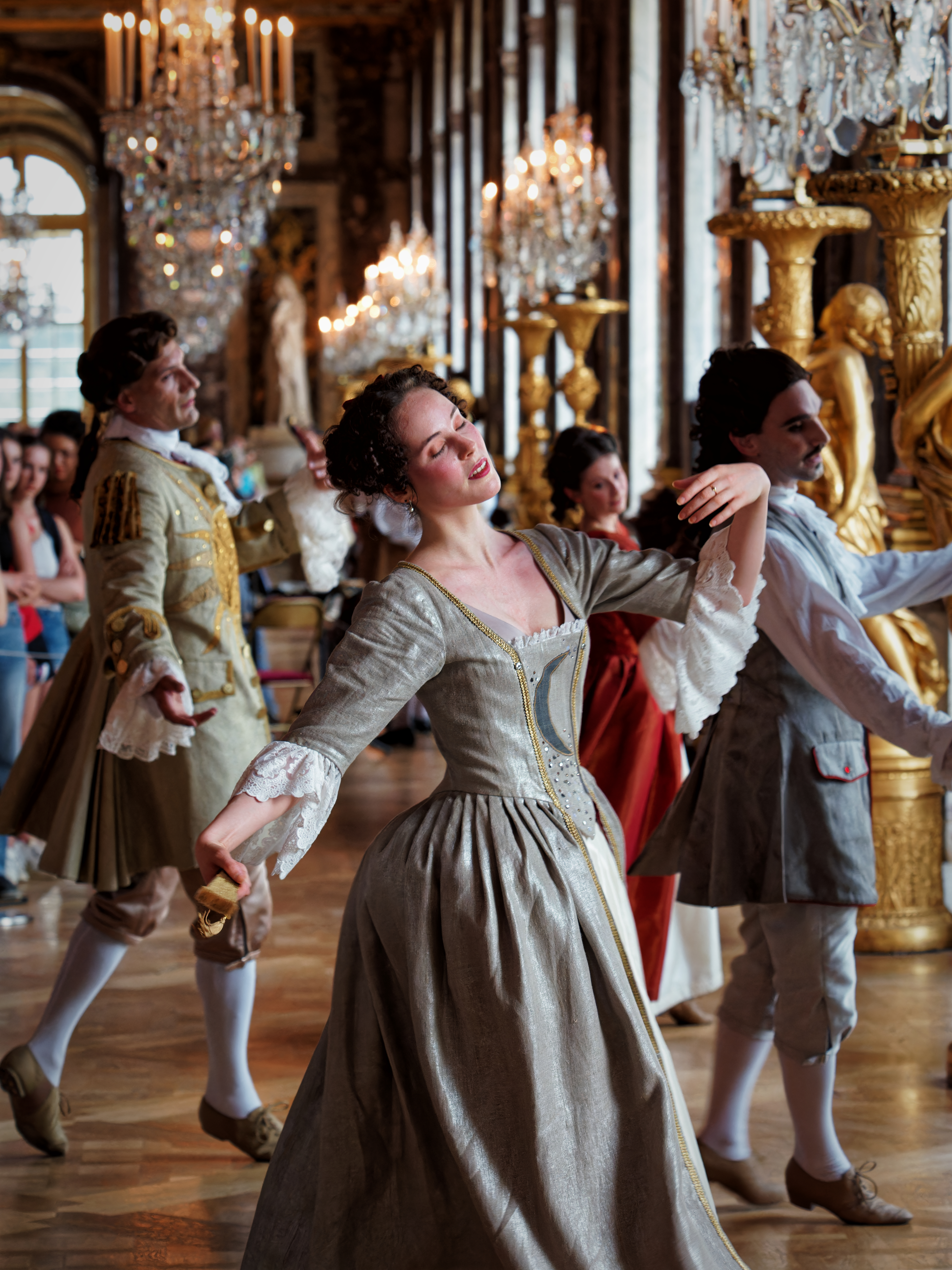 LA SÉRÉNADE ROYALE DE LA GALERIE DES GLACES