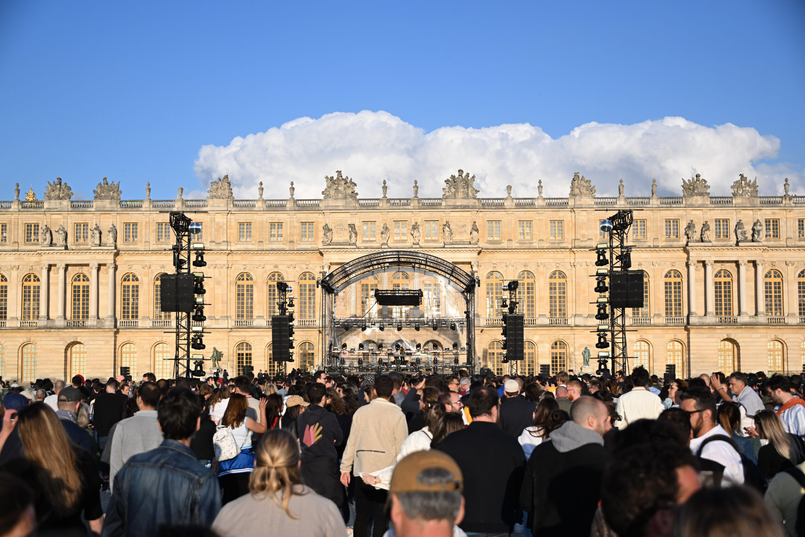 Versailles Electro