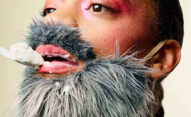 NO YOGURT FOR THE DEAD – Histoire(s) du Théâtre VI – Tiago Rodrigues