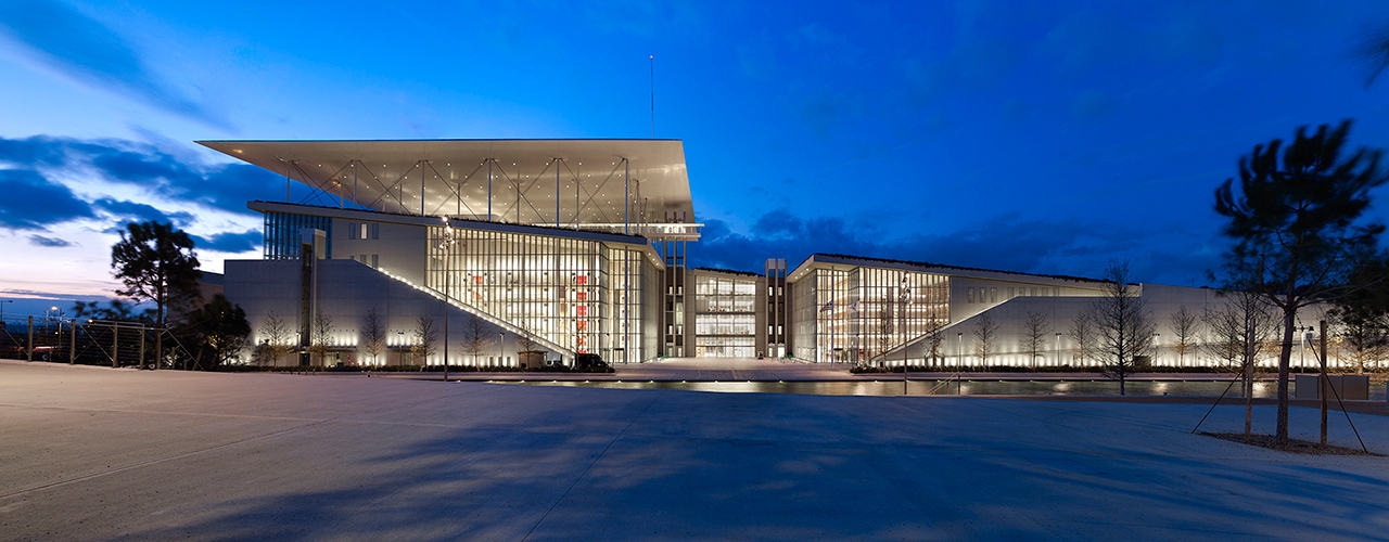 Requiem for the end of love – Giorgos Koumendakis / Dimitris Papaioannou